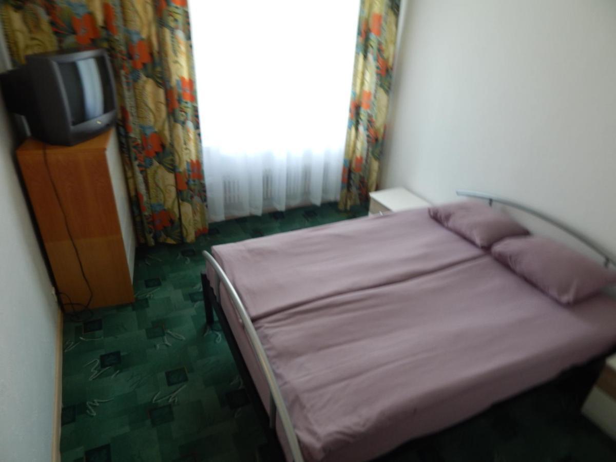 Motel Brencis Iecava Exterior photo